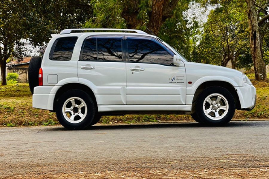 Suzuki Escudo (Skudo)